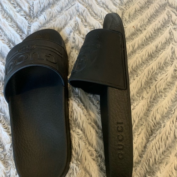 Authentic Black Gucci slides - Picture 2 of 3